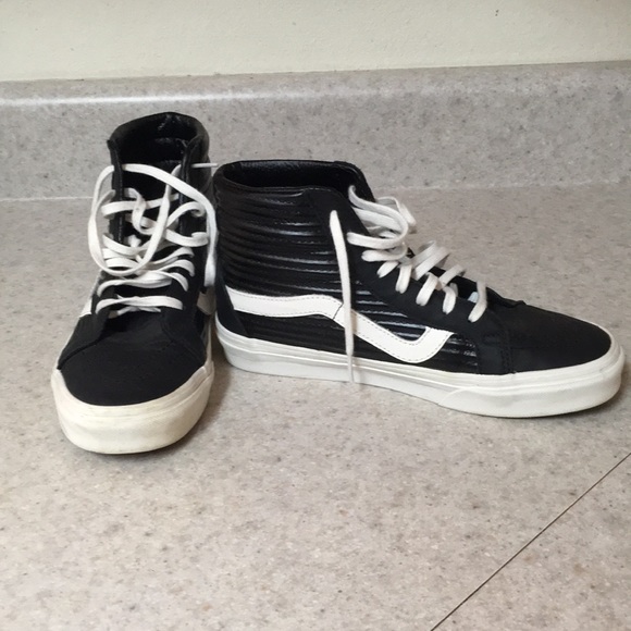 Vans Shoes - Old Skool Black Hi-Top Leather Vans